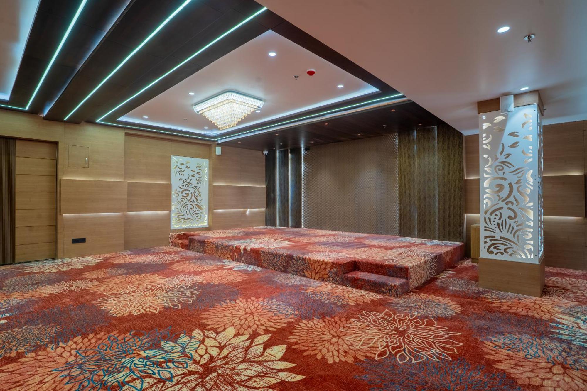 Royal Prime - A City Center Boutique Hotel In Jaipur Exterior foto