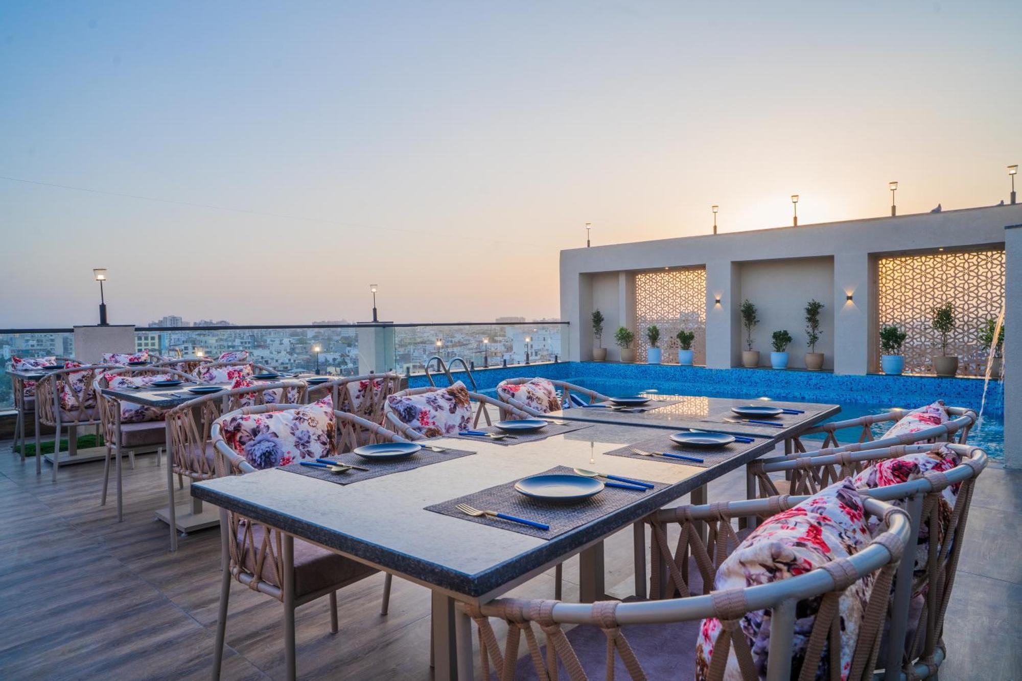 Royal Prime - A City Center Boutique Hotel In Jaipur Exterior foto
